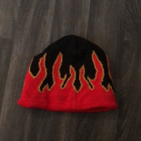 Beanie digits - Picture 2 of 3